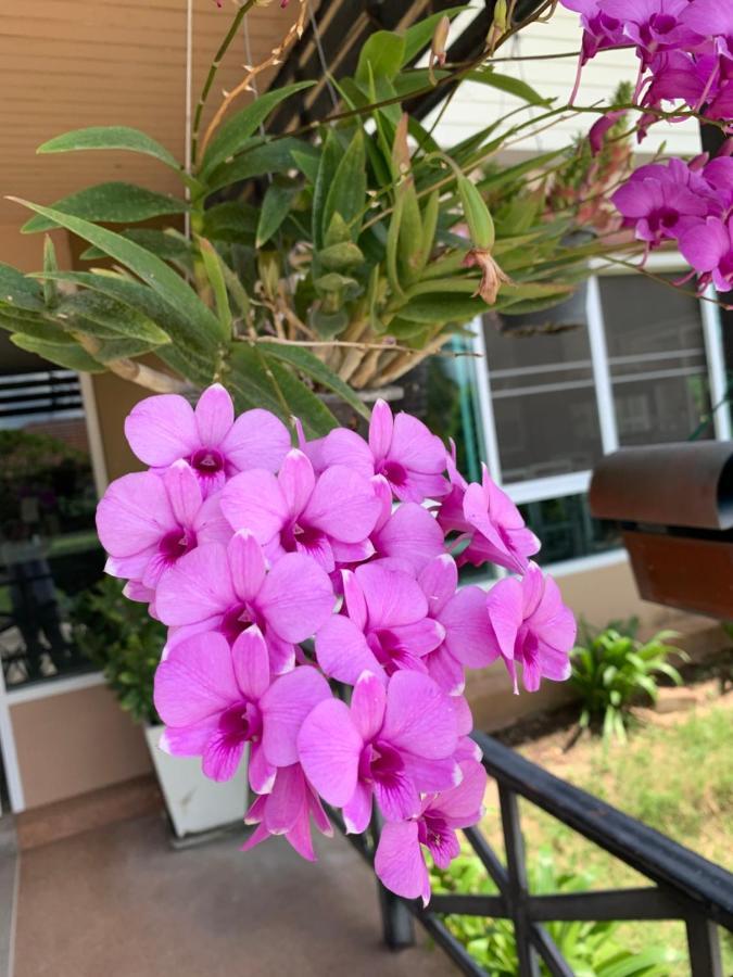 The Orchid House Ξενοδοχείο Nong Kung Yai Εξωτερικό φωτογραφία